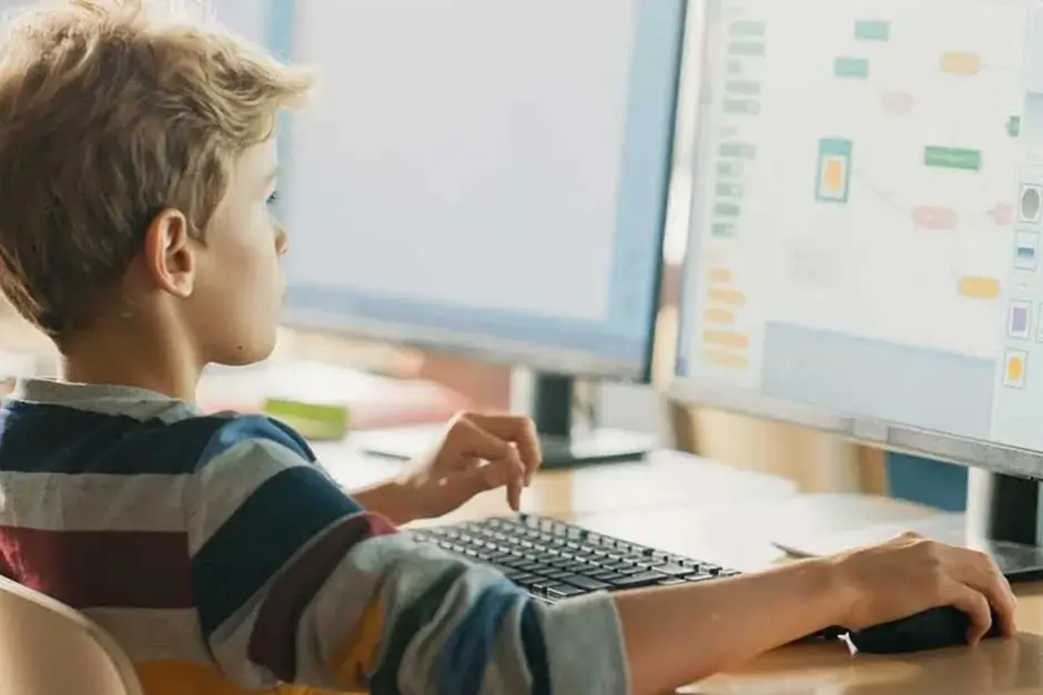 Engaging Learning Environment Online Coding Courses for Kids